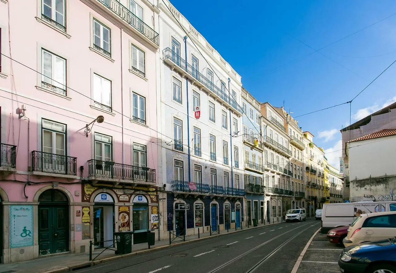 Joivy Gorgeous 3Br Home With Balcony Nearby Time Out Market Lisbon Portugal