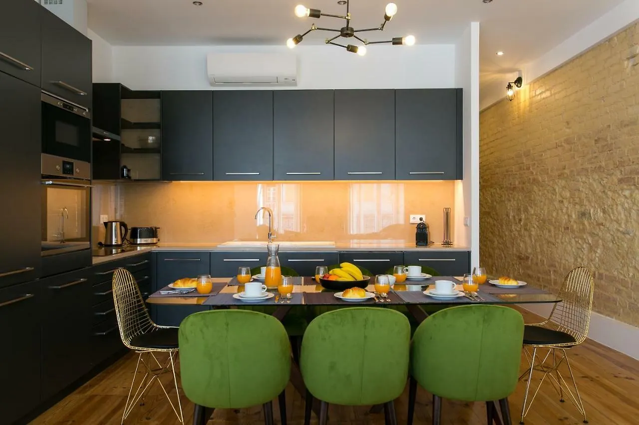 Apartment Joivy Gorgeous 3Br Home With Balcony Nearby Time Out Market Lisbon Portugal