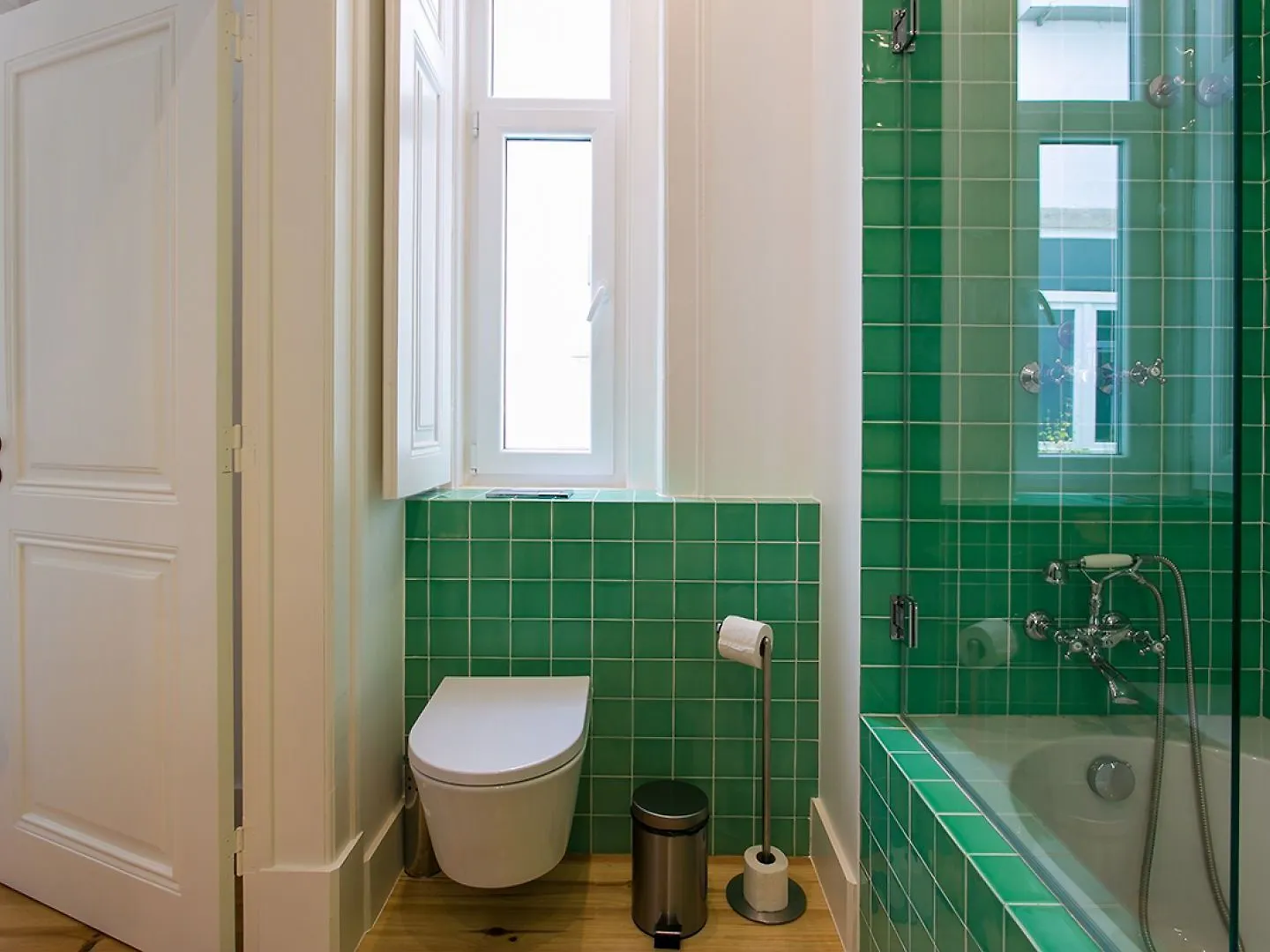 Joivy Gorgeous 3Br Home With Balcony Nearby Time Out Market Lisbon