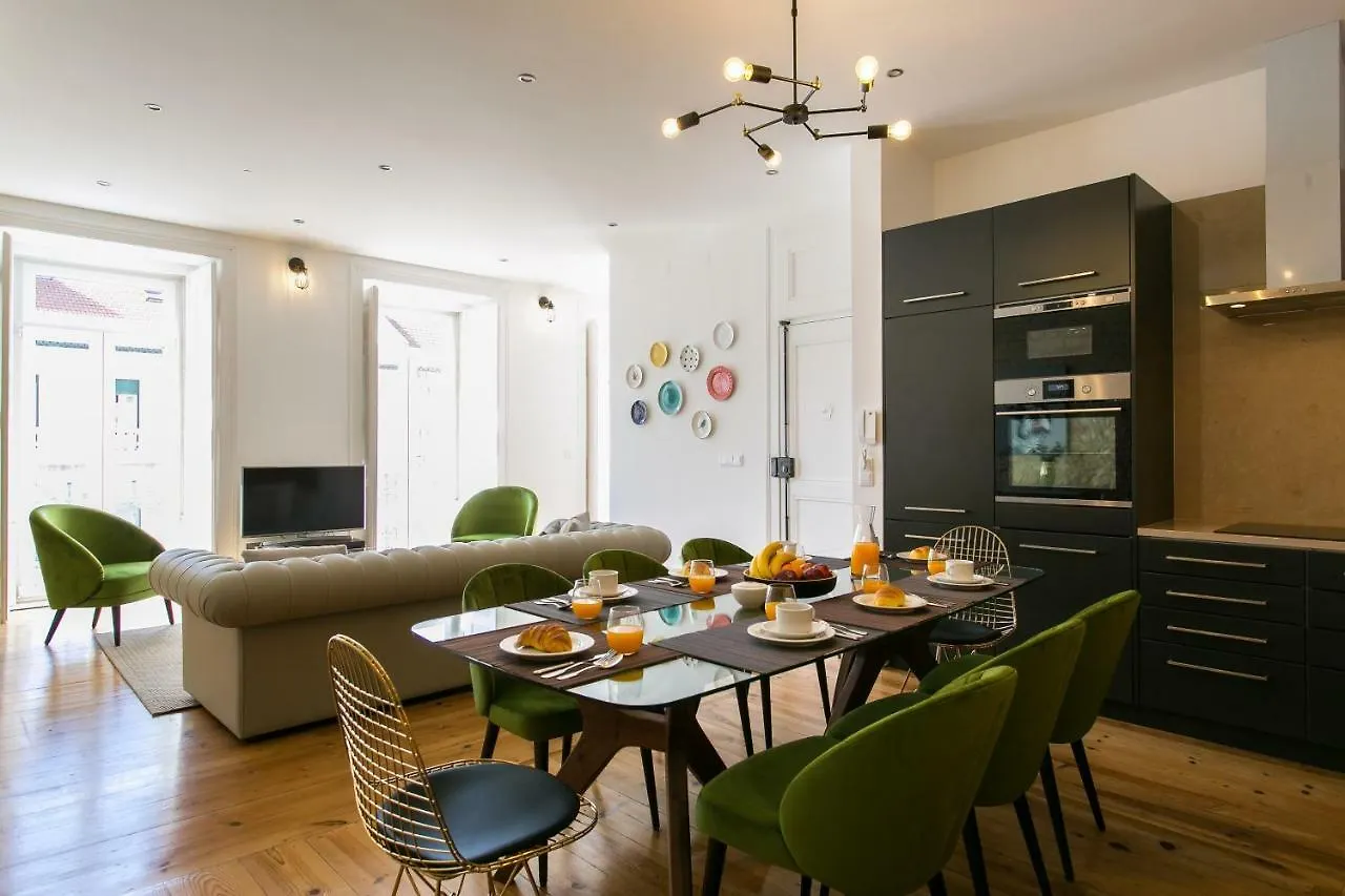 Joivy Gorgeous 3Br Home With Balcony Nearby Time Out Market Lisboa 0*,  Portugal